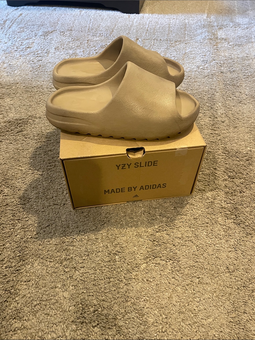 Adidas Yzy Slide In Tan